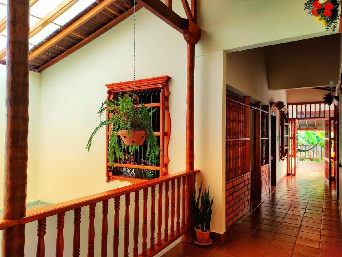 La Casa De Las Flores Hostal Jardín Eksteriør billede