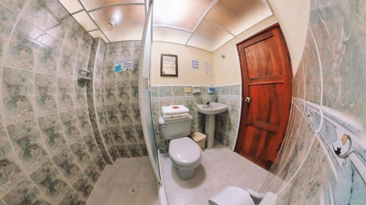La Casa De Las Flores Hostal Jardín Eksteriør billede